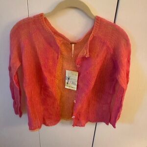 FREE PEOPLE
Brand New Cardigan in Pink Mohair
Size Small